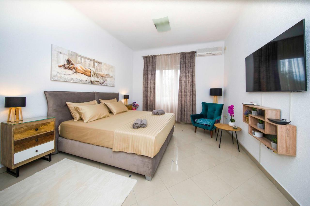 Apartment Alice Central Luxe Split Eksteriør billede