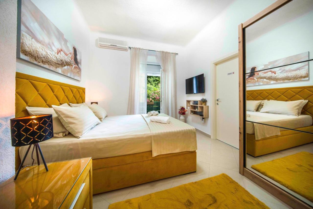 Apartment Alice Central Luxe Split Eksteriør billede